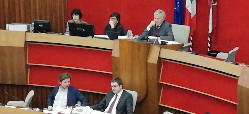 Reddito di cittadinanza, parte l'ostruzionismo: Ritirate l'emendamento sull'aumento a 10 anni''